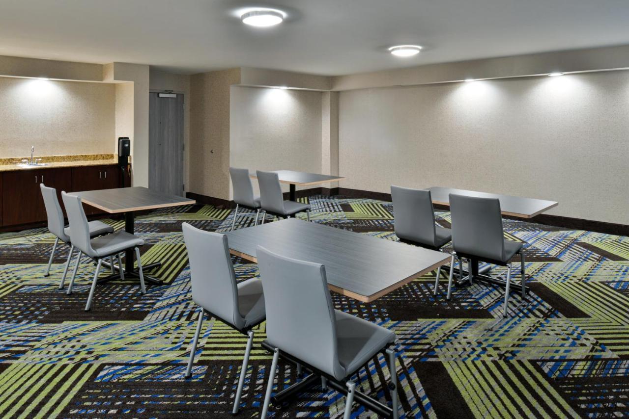 Holiday Inn Express Winston-Salem Medical Ctr Area Exterior foto